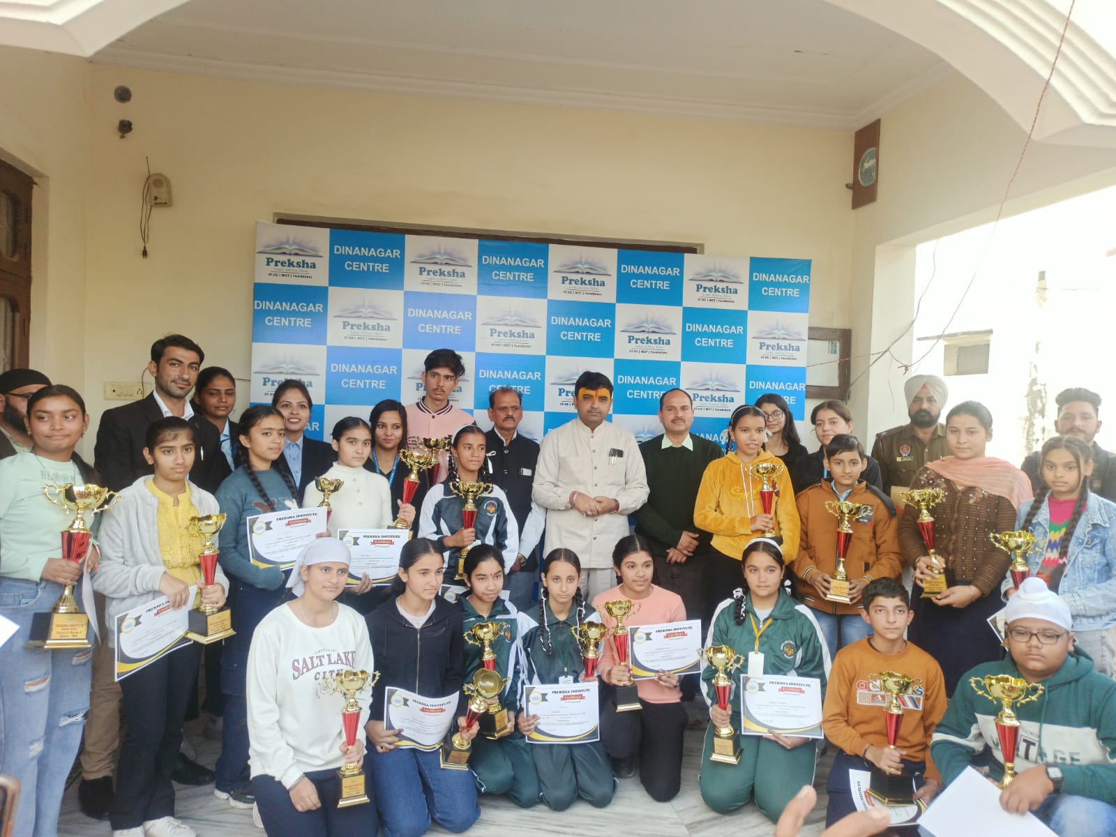 Prize Distribution 3